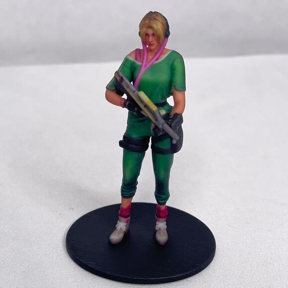 Rainbow Six Siege IQ Elite Figure w/ AUG A2 Rifle - Ubisoft Collectible - Picture 4 of 13